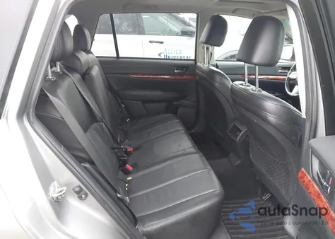 2011 Subaru Outback 2.5I Limited z USA, uszkodzony, nr VIN 4S4BRBLC6B3367384